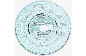 トラックへの搭載義務付けが推し進められる運行記録計タコグラフとは？