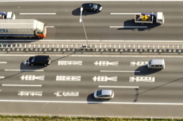 平ボディとは？トラックは荷台形状で様々なボディタイプに分類される