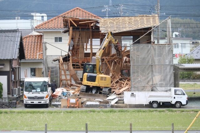 働くクルマの代名詞!建設業で活躍するトラックのボディタイプや特別償却を大紹介!