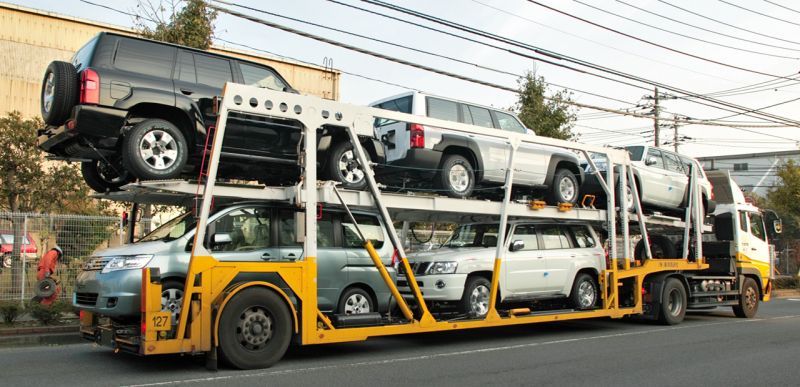 車輌運搬車(キャリアカー)