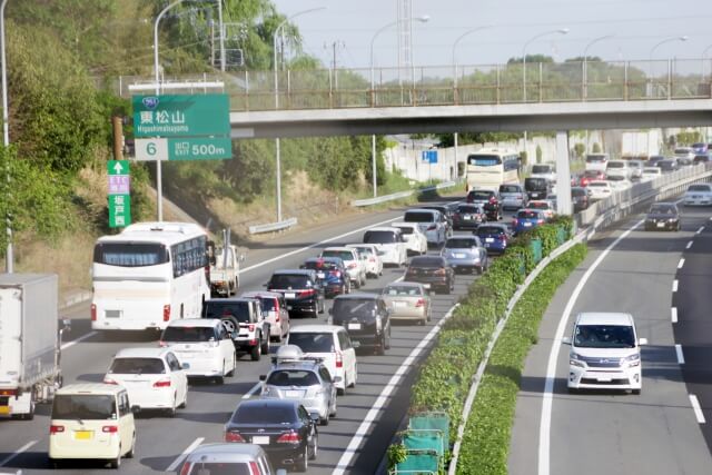 トラックの寿命に大きく影響するのは走行距離！