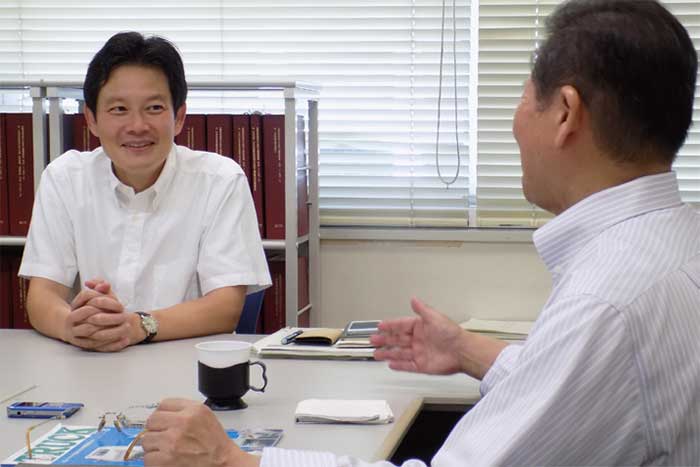 「業界の皆さんとコミュニケーションを密にして諸問題に取り組んでいきたい」…加藤貨物課長...ザ・トラック
