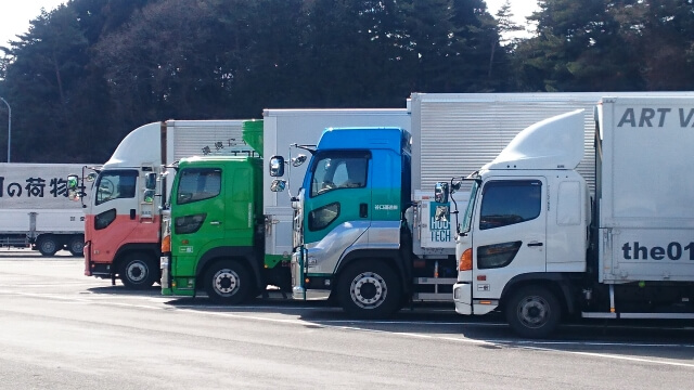 耐用年数はトラックの登録区分・車両区分・ボディタイプで異なる？