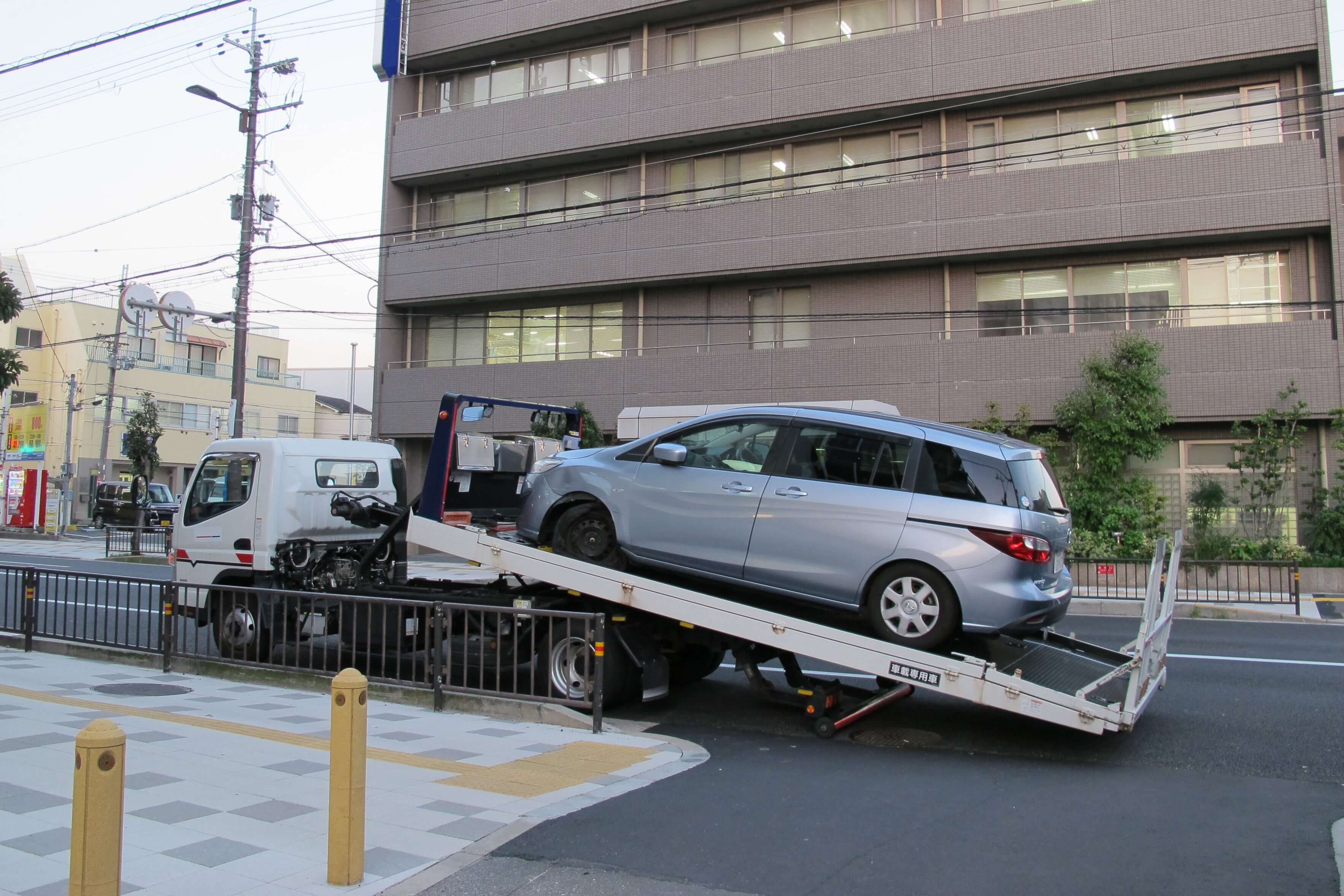 車両重機運搬車