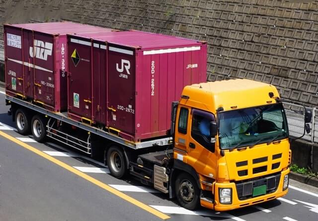 中古トラックの販売や買取なら トラック流通センター