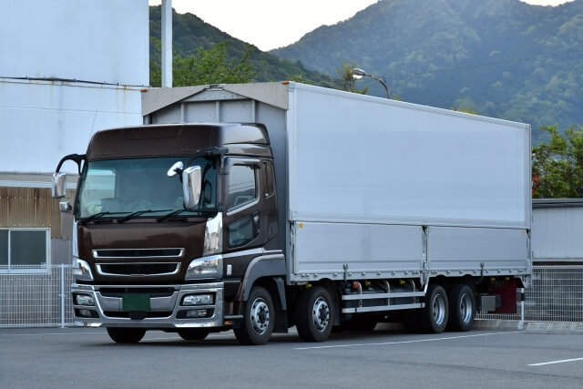 5トントラック 24061402