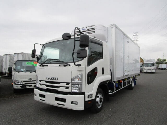 いすゞ自動車：フォワード
