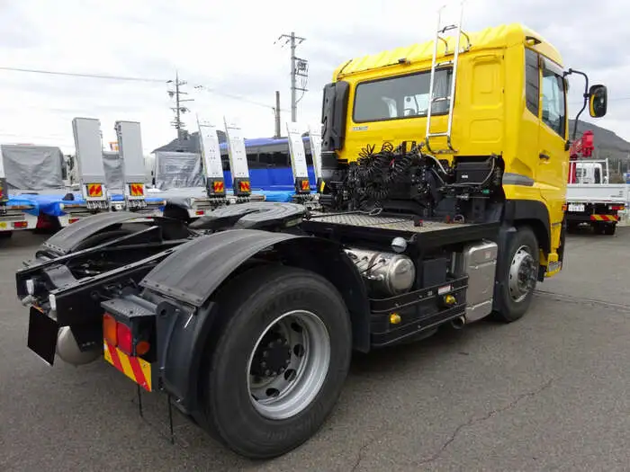 日産UD クオン 大型 トラクター 1デフ エアサスの中古トラック画像2