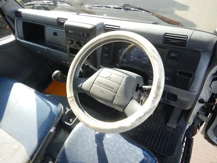 三菱 キャンター 小型 タンク車 バキューム KK-FE73EBの中古トラック画像5