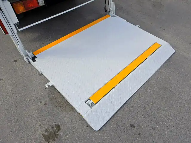 トヨタ トヨエース 小型 平ボディ パワーゲート TKG-XZC605の中古トラック画像10