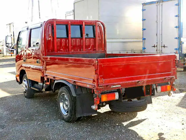 トヨタ ダイナ 小型 平ボディ Wキャブ(ダブルキャブ) 床鉄板の中古トラック画像2