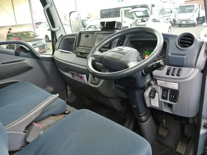 日産 アトラス 小型 平ボディ TKG-FBA5W H25の中古トラック画像5