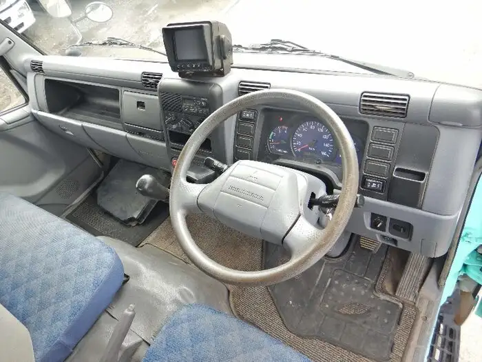 三菱 キャンター 小型 タンク車 バキューム PA-FE83DCYの中古トラック画像4