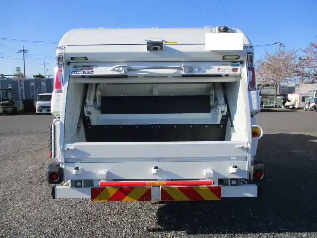 三菱 キャンター 小型 パッカー車 プレス式 2PG-FEB90の中古トラック画像4