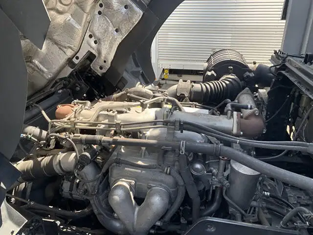 いすゞ ギガ 大型 ウイング PKG-CYJ77W8 の中古トラック【車両No
