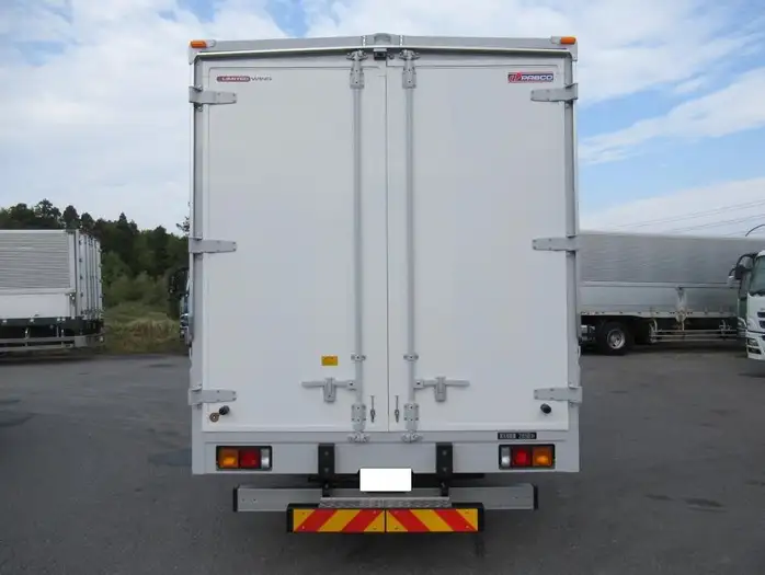 三菱 ファイター 中型/増トン ウイング エアサス ベッドの中古トラック画像3