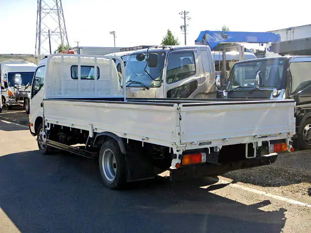 トヨタ ダイナ 小型 平ボディ TKG-XZC655 H26の中古トラック画像2