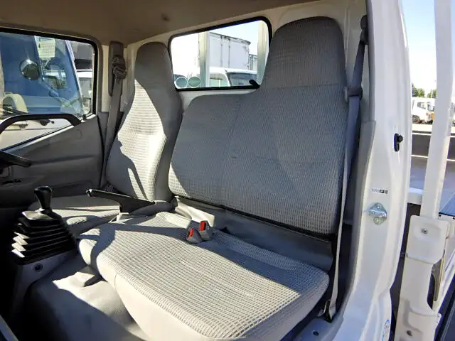 トヨタ ダイナ 小型 平ボディ TKG-XZC655 H26の中古トラック画像6