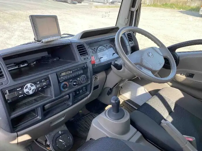 日産 アトラス 小型 平ボディ パワーゲート SKG-TZ3F24の中古トラック画像7