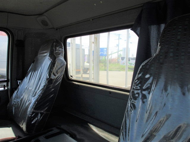 店舗 日産 UD トラック コンドル ラジエータ MT MK211 MK252 日本