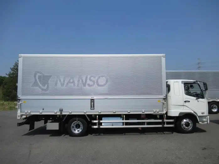 三菱 ファイター 中型/増トン ウイング エアサス ベッドの中古トラック画像2