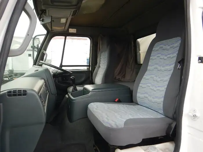 日産UD コンドル 中型/増トン ウイング 幌ウイング ベッドの中古トラック画像6