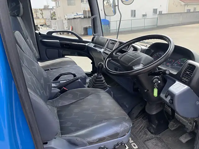 日野 レンジャー 中型/増トン タンク車 バキューム PB-FC6JCFAの中古トラック画像4