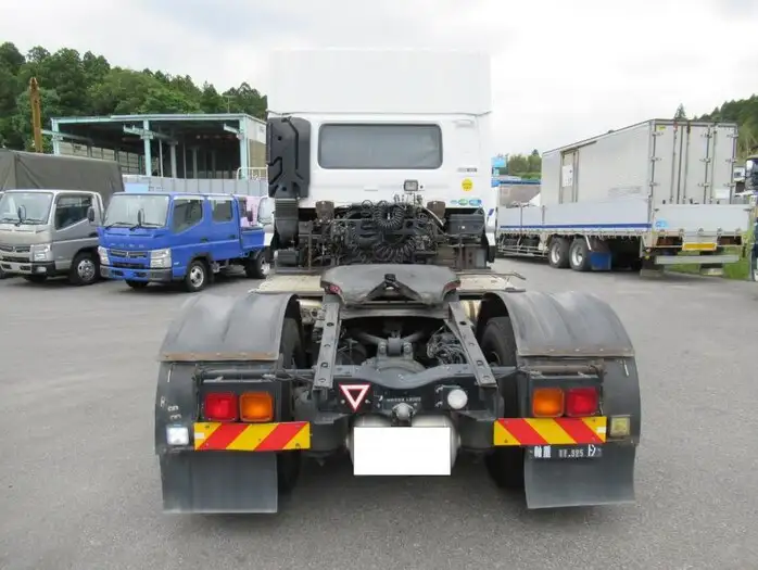 日産UD クオン 大型 トラクター QKG-GK5XAB の中古トラック