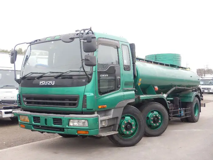 いすゞ ギガ 大型 タンク車 バキューム KL-CXG23M3の中古トラック画像1