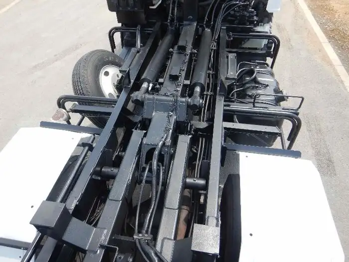 いすゞ エルフ 小型 アームロール ツインホイスト BKG-NKR85ANの中古トラック画像10