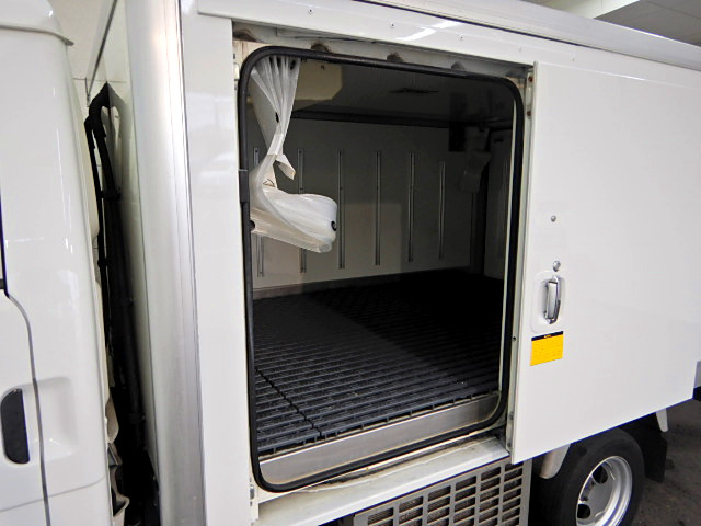 日産 バネット 小型 冷凍冷蔵 低温 サイドドアの中古トラック画像8