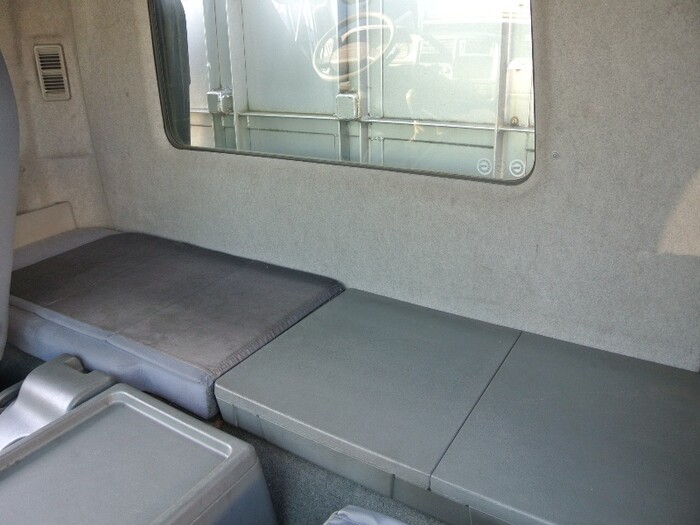 三菱 ファイター 中型/増トン 平ボディ 床鉄板 アルミブロックの中古トラック画像11