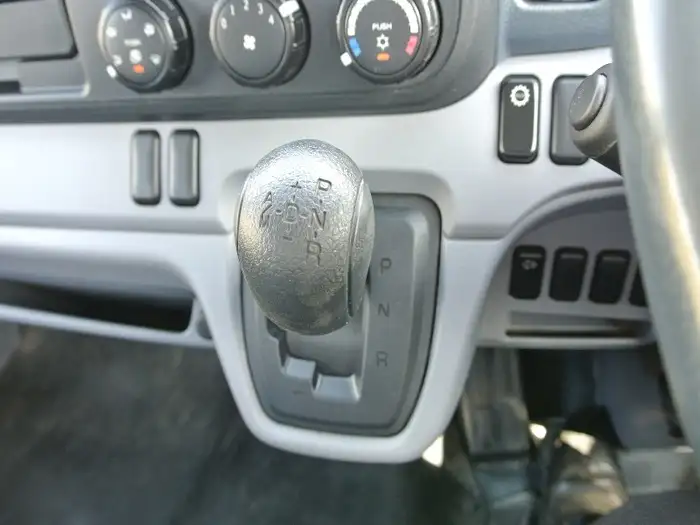日産 アトラス 小型 ダンプ 強化 TKG-FBA3Wの中古トラック画像9
