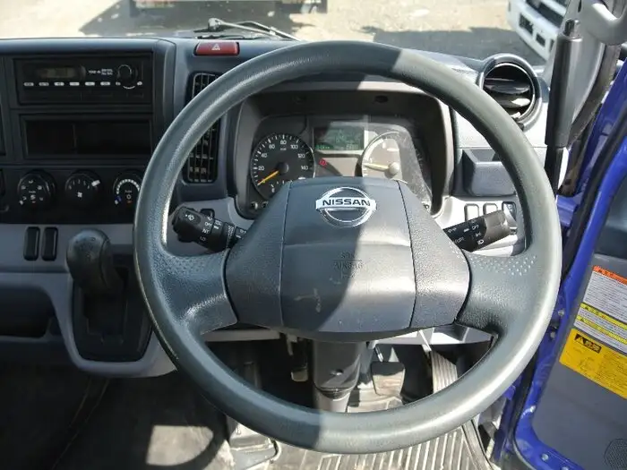日産 アトラス 小型 ダンプ 強化 TKG-FBA3Wの中古トラック画像6