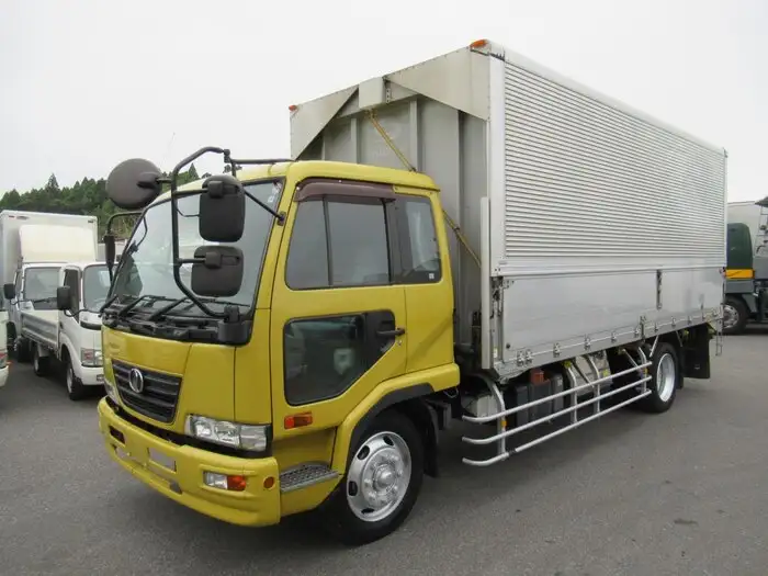 日産UD コンドル 中型/増トン ウイング ベッド PK-PK37Aの中古トラック画像1