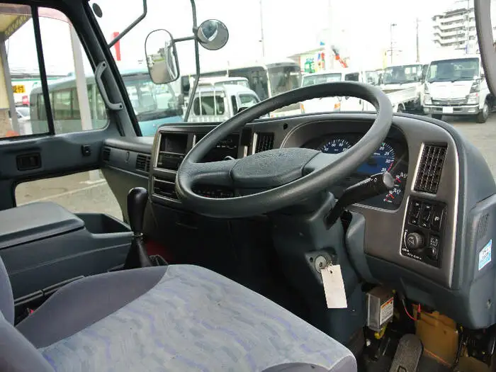 日産UD コンドル 中型/増トン 平ボディ アルミブロック ベッドの中古トラック画像7