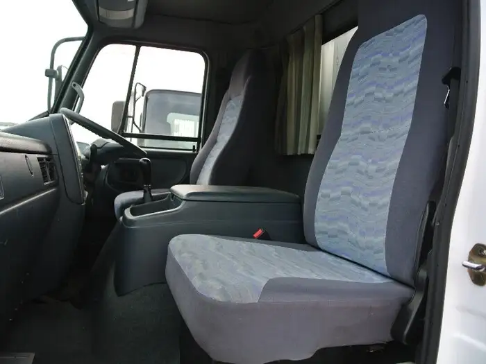 日産UD コンドル 中型/増トン 平ボディ アルミブロック ベッドの中古トラック画像8