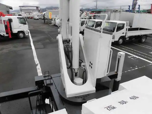 いすゞ エルフ 小型 高所・建柱車 高所作業車 PB-NKR81Nの中古トラック画像9