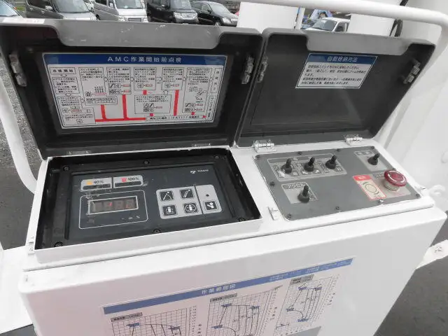 いすゞ エルフ 小型 高所・建柱車 高所作業車 PB-NKR81Nの中古トラック画像18