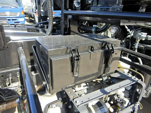 いすゞ フォワード 中型/増トン アームロール ツインホイスト 2RG-FRR90S2の中古トラック画像14
