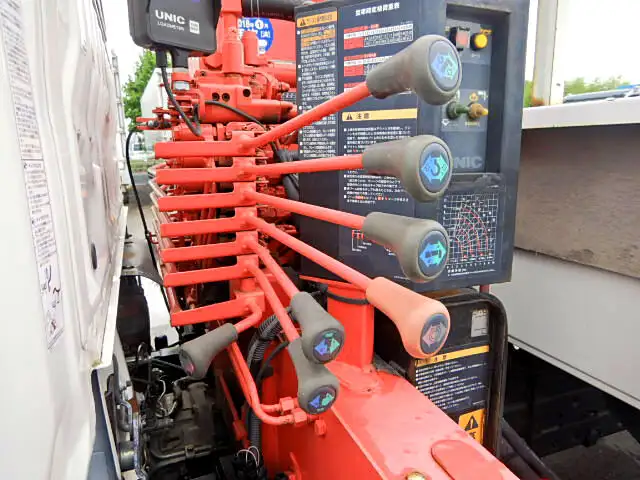 トヨタ ダイナ 小型 クレーン付 4段 ラジコンの中古トラック画像11