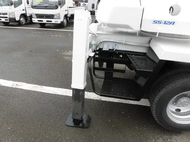 いすゞ エルフ 小型 高所・建柱車 高所作業車 PB-NKR81Nの中古トラック画像19