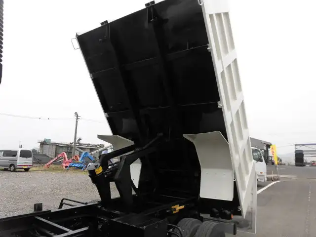 三菱 ファイター 中型/増トン ダンプ 土砂禁 ステンレス張りの中古トラック画像6