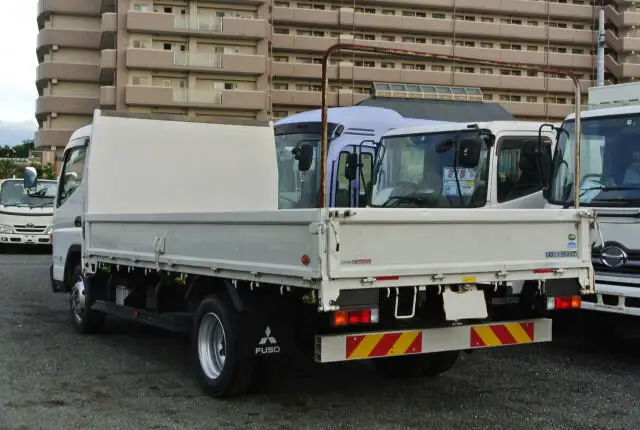 三菱 キャンター 小型 平ボディ TKG-FEB90 H26の中古トラック画像2