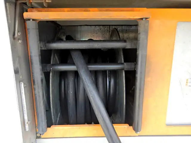 トヨタ ダイナ 小型 タンク車 ローリー GE-RZY220の中古トラック画像7