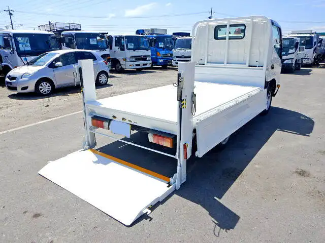 トヨタ トヨエース 小型 平ボディ 床鉄板 ABF-TRY220の中古トラック画像2