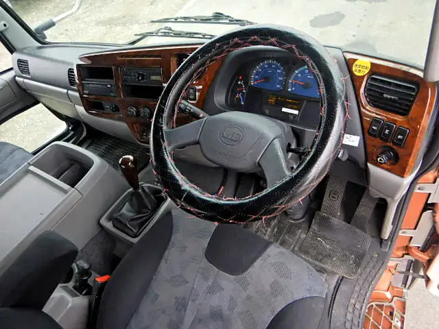日産UD コンドル 中型/増トン アームロール ツインホイスト ベッドの中古トラック画像4