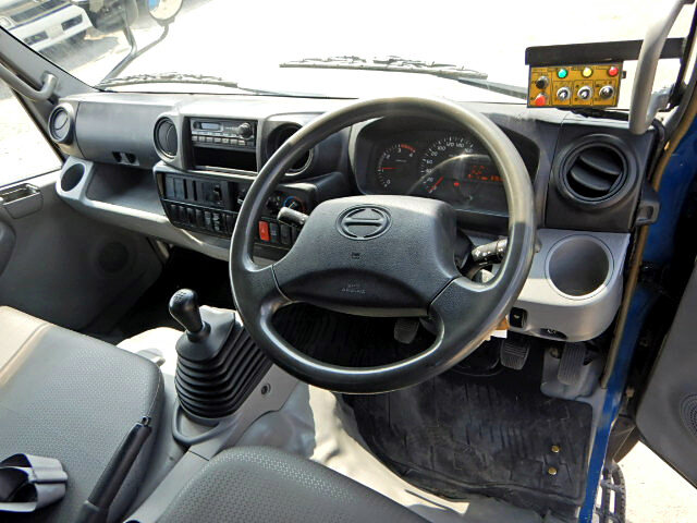 日野 デュトロ 小型 パッカー車 巻き込み式 回転ダンプ式の中古トラック画像9