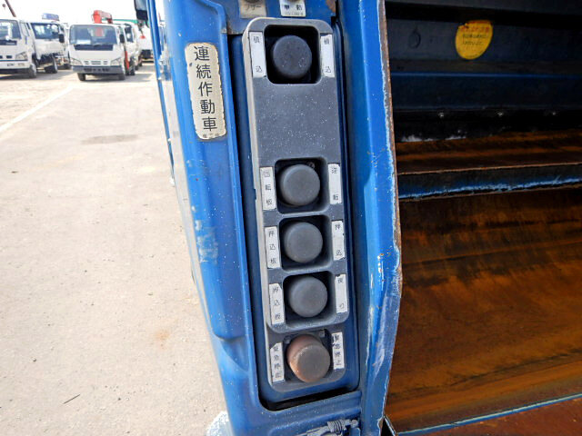 日野 デュトロ 小型 パッカー車 巻き込み式 回転ダンプ式の中古トラック画像7