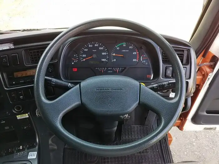 日産UD ビッグサム 大型 ウイング エアサス ベッドの中古トラック画像7